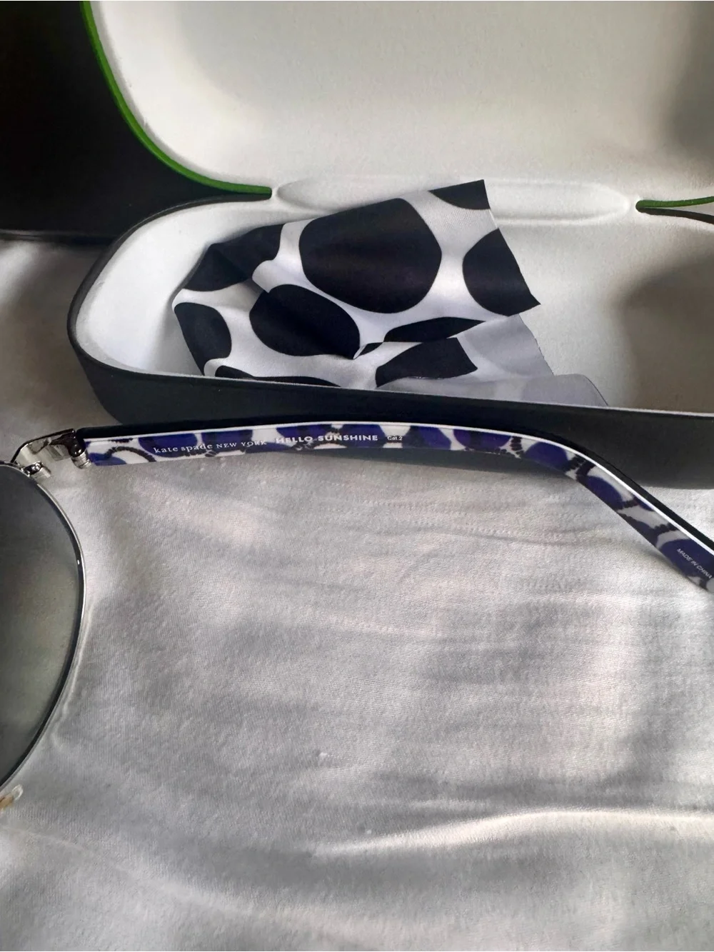 Kate Spade Aviator  Sunglasses with Black Lenses and Silver Frame Size 58 12 135